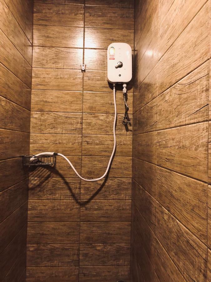 بيت شباب وكافيه بار جود وان بانكوك المظهر الخارجي الصورة